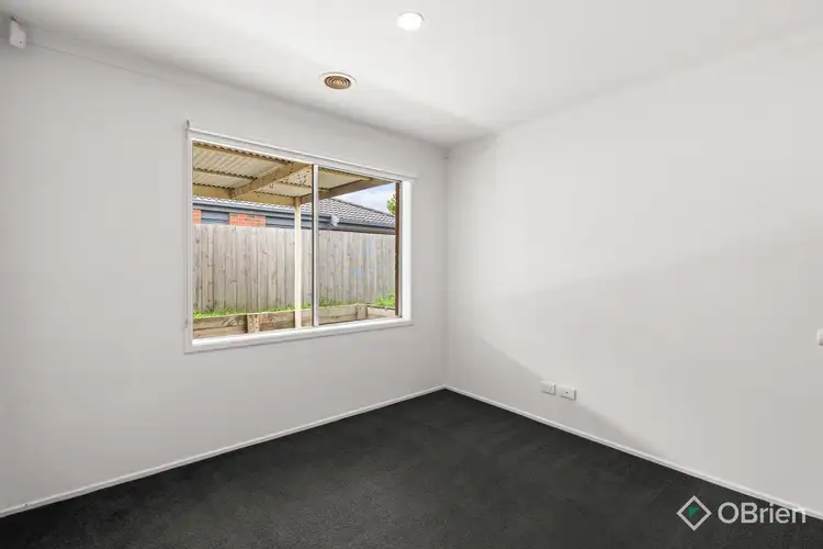 Fourth view of Homely house listing, 21 New England Way, Narre Warren VIC 3805
