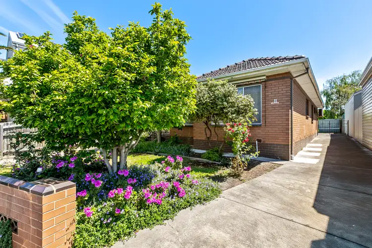 11 Roches Terrace, Williamstown VIC 3016