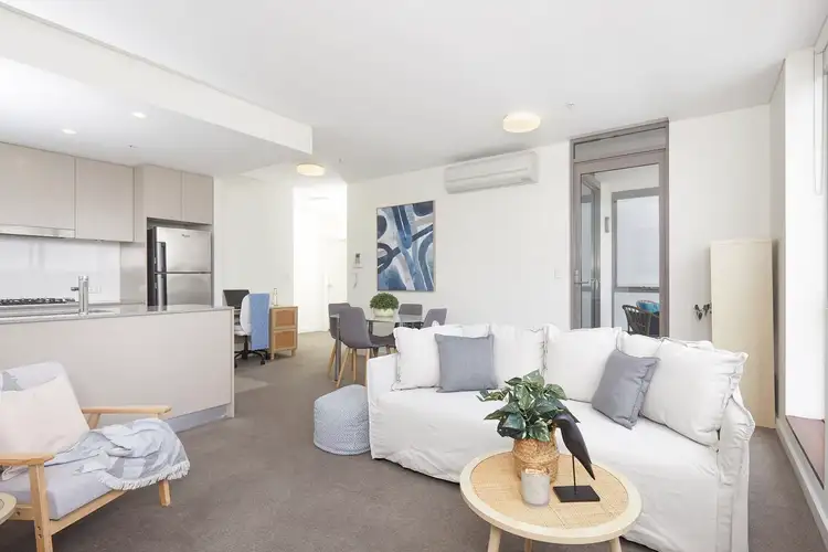 810/2 Discovery Point Place, Wolli Creek NSW 2205