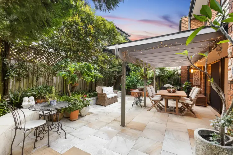 1/49 Ben Boyd Road, Neutral Bay NSW 2089