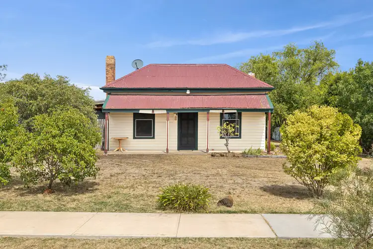 18 Talbot Road, Clunes VIC 3370