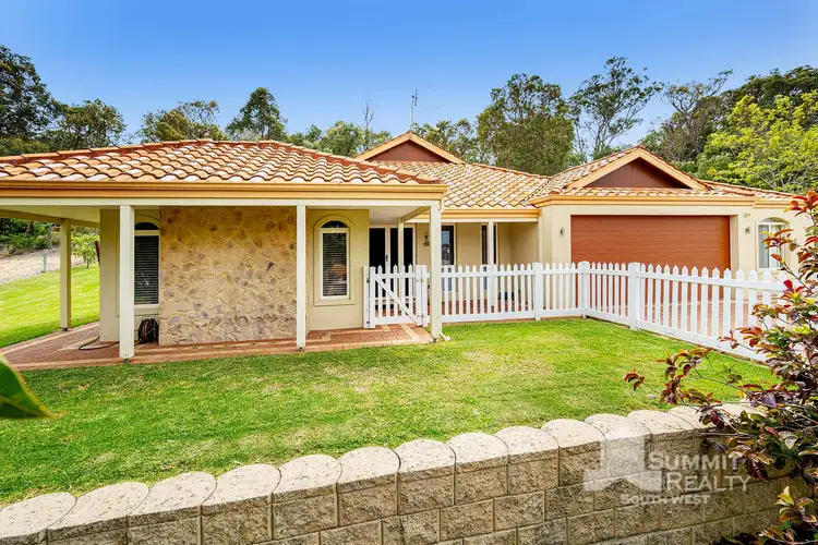 45 Winthrop Avenue, College Grove WA 6230