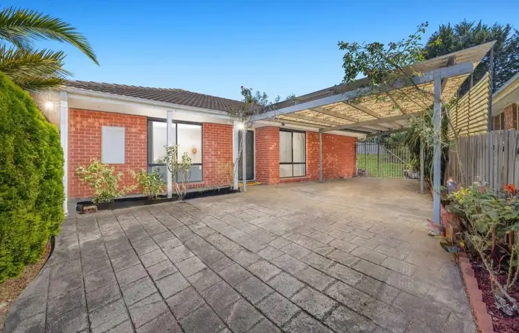18 Temby Close, Endeavour Hills VIC 3802