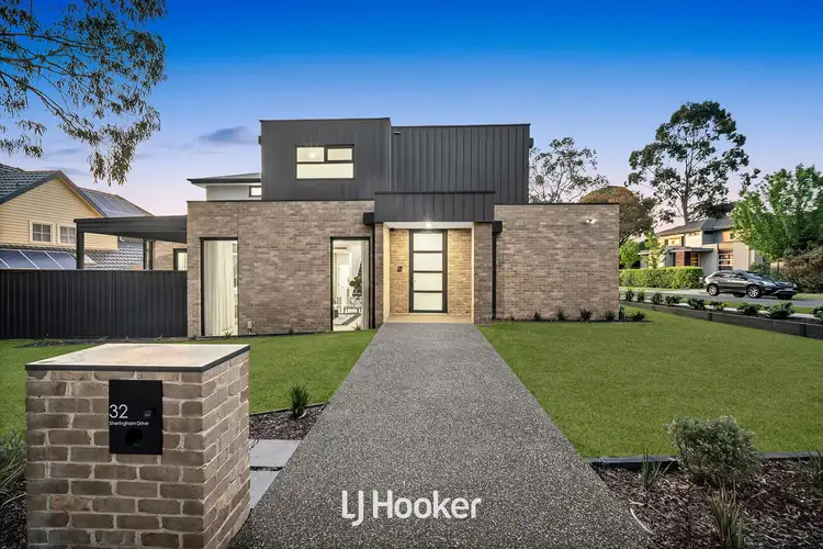 32 Sheringham Drive, Wheelers Hill VIC 3150