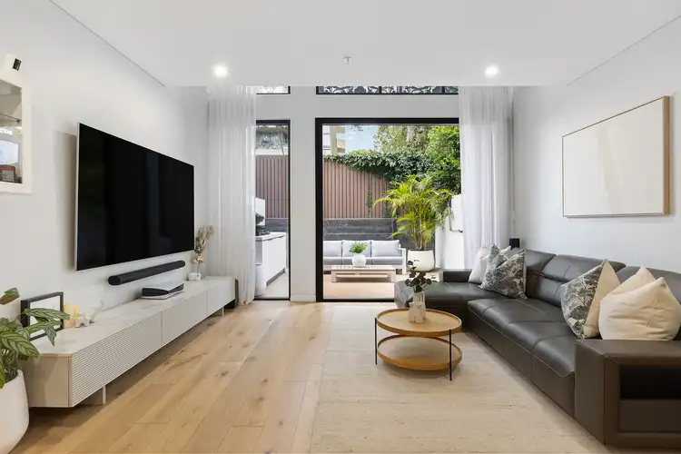 5/155 Willoughby Road