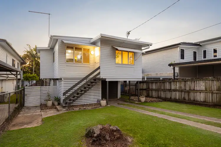 143 Scarborough Road, Redcliffe QLD 4020