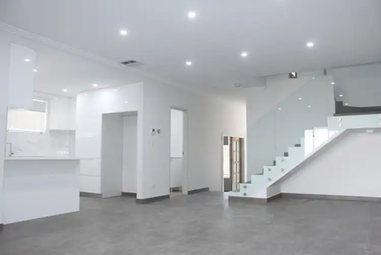 9 Virginia Street, Guildford West NSW 2161