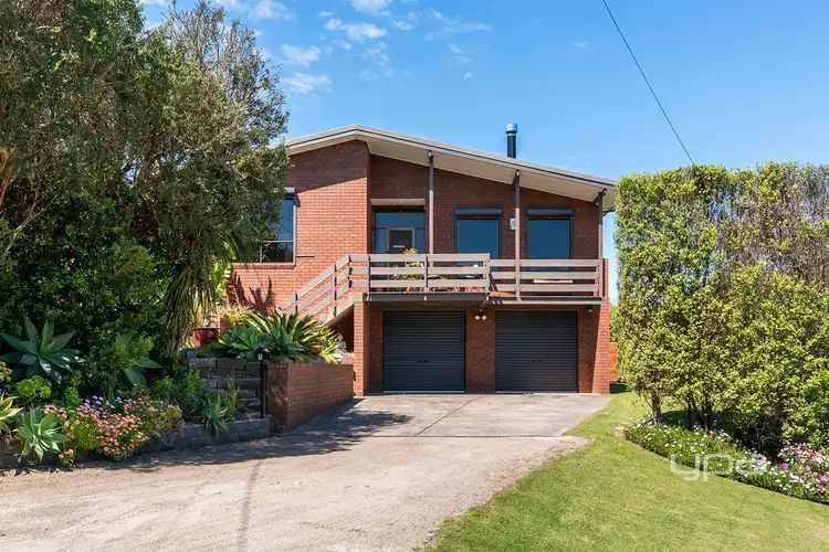 7 Hillview Avenue, Rye VIC 3941