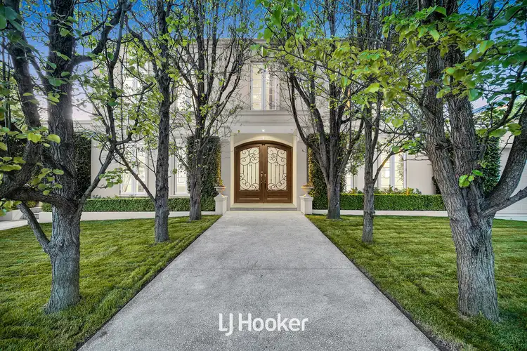 11 Yaldara Drive, Berwick VIC 3806