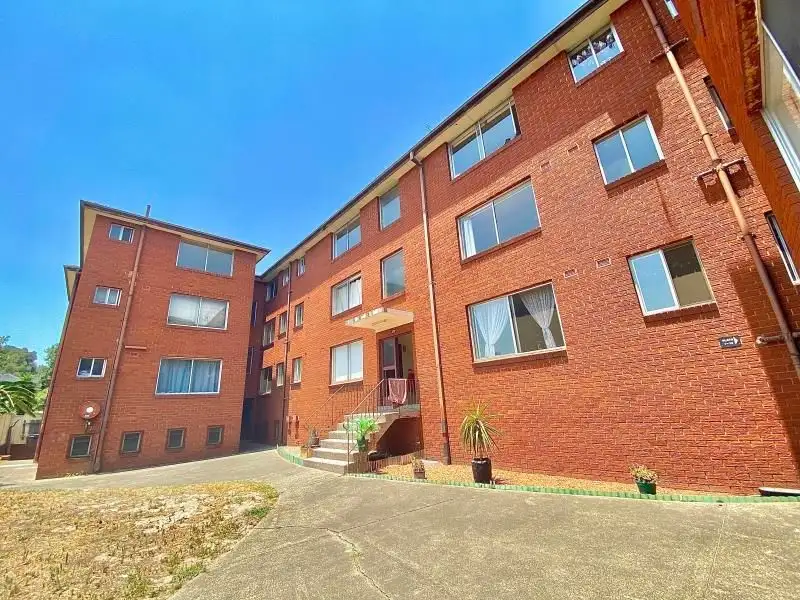 Main view of Homely apartment listing, 10/19 Livingstone Avenue, Botany NSW 2019