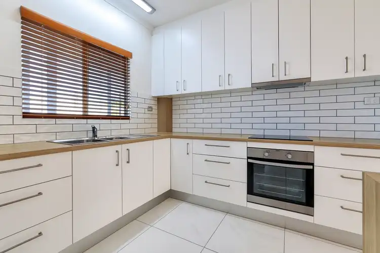 15/18 Kelsey Crescent, Millner NT 810