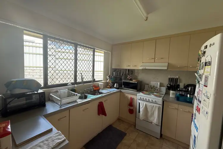 Fourth view of Homely semi-detached listing, 2/17 Mark Court, Raceview QLD 4305