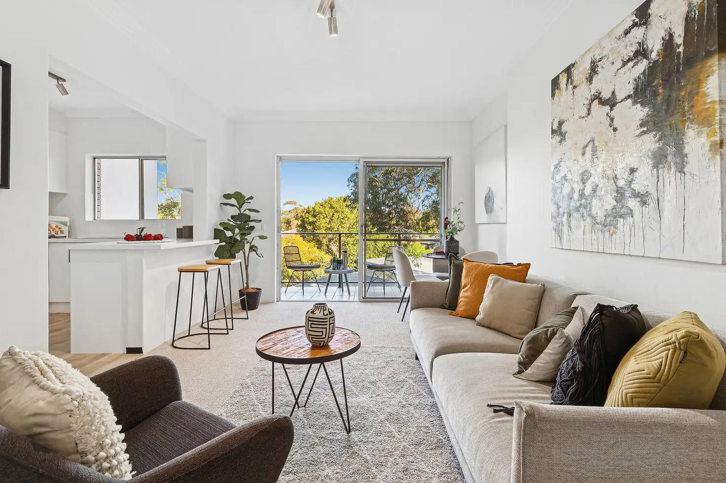 Main view of Homely apartment listing, 10/40 Burchmore Road, Manly Vale NSW 2093