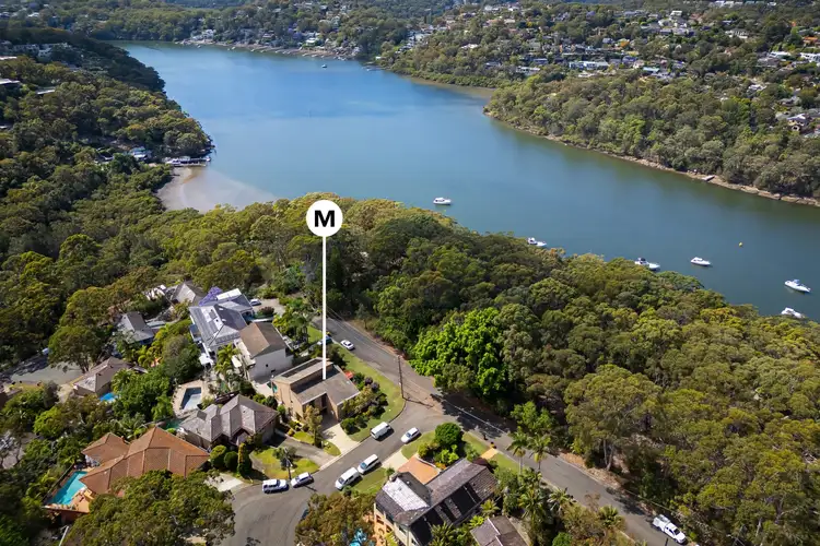 8 Fir Place, Lugarno NSW 2210