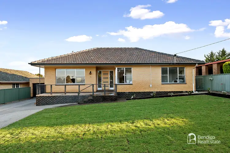 21 Park Street, Strathdale VIC 3550