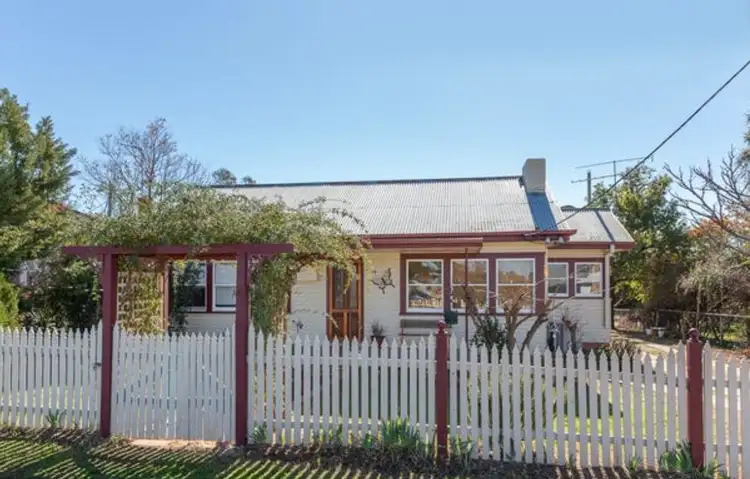 18 Robyn Street, Tamworth NSW 2340