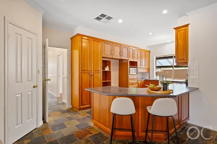 Fifth view of Homely house listing, 2 Heathcote Place, Onkaparinga Hills SA 5163