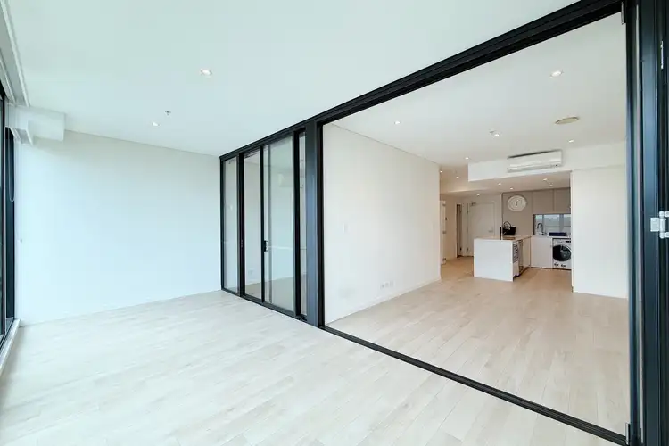 704/17 Wentworth Place, Wentworth Point NSW 2127