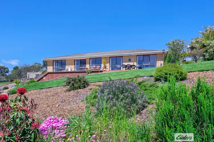 2A Young Street, South Burnie TAS 7320