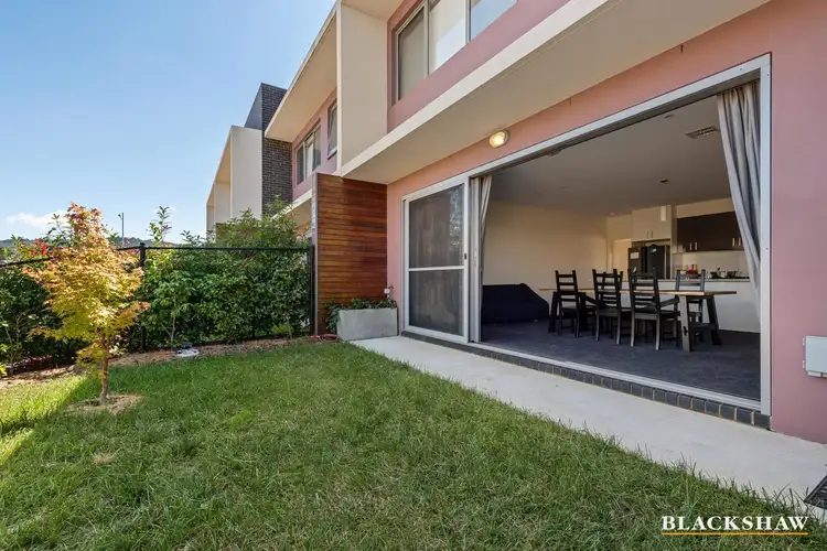 32 Chanter Terrace, Coombs ACT 2611