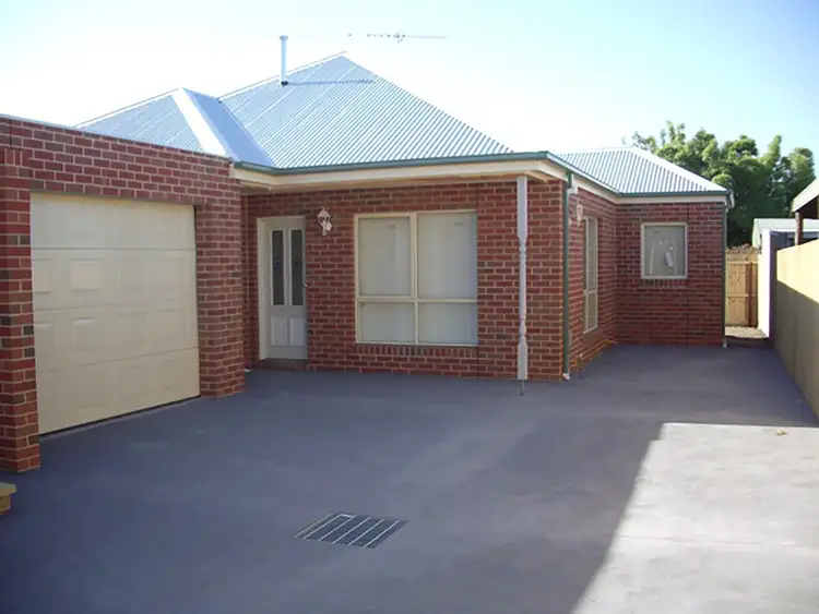 2/78 Britannia Street, Geelong West VIC 3218