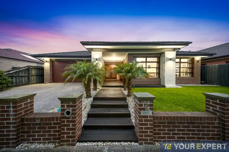 6 Jeanetta Close, Cranbourne East VIC 3977