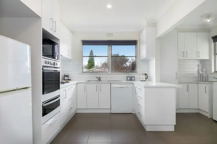 1 Iowa Street, Corio VIC 3214