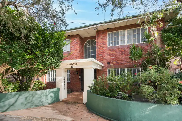 2/68 Ewart Street, Marrickville NSW 2204