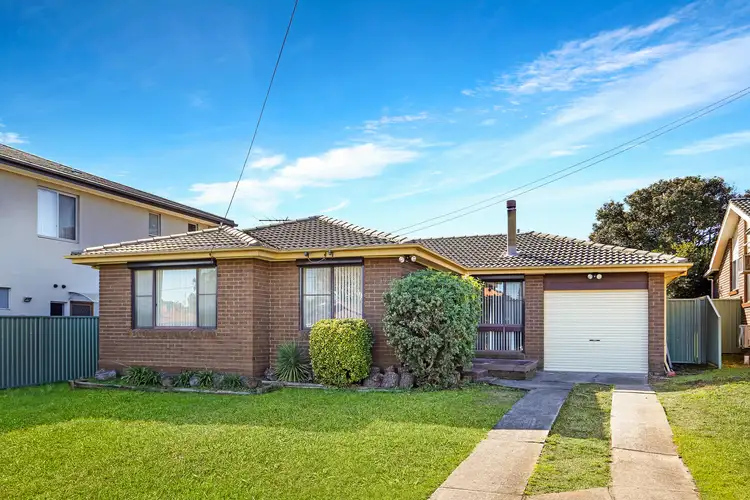 19 Winnipeg Street, Seven Hills NSW 2147