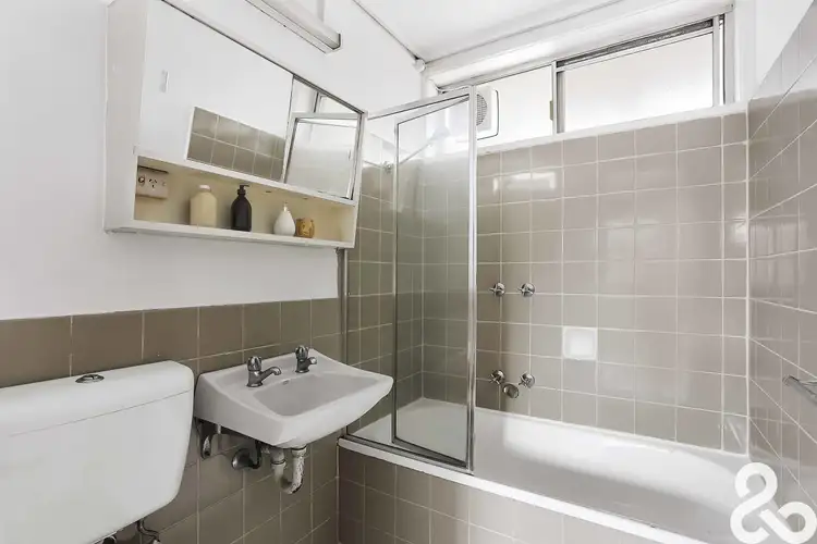 Fifth view of Homely apartment listing, 2/259 Gower Street, Preston VIC 3072