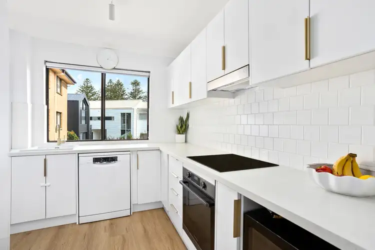 Fifth view of Homely apartment listing, 6/45 The Esplanade, Thirroul NSW 2515