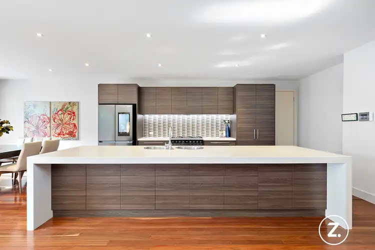 Fifth view of Homely house listing, 6 Bugle Close, South Morang VIC 3752