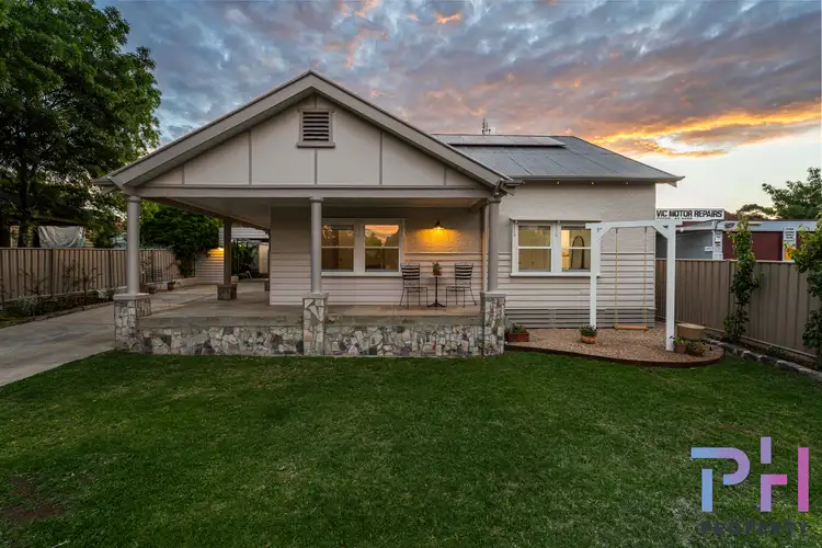 64 Russell Street, Quarry Hill VIC 3550