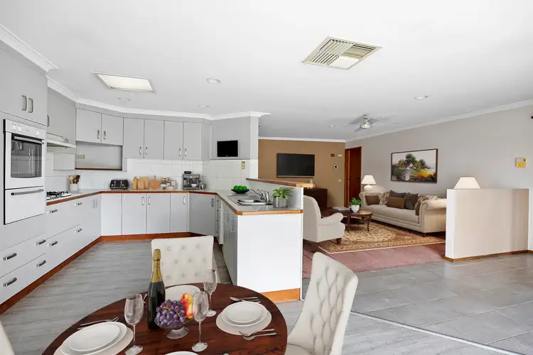 Fourth view of Homely house listing, 17 Magellan Crescent, Kangaroo Flat VIC 3555