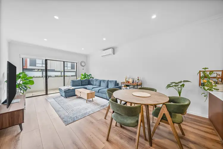 8 Kavanagh Crescent, Keilor Downs VIC 3038