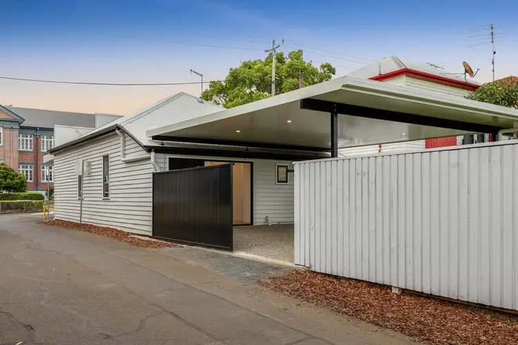 17 Taylor Street, Toowoomba QLD 4350