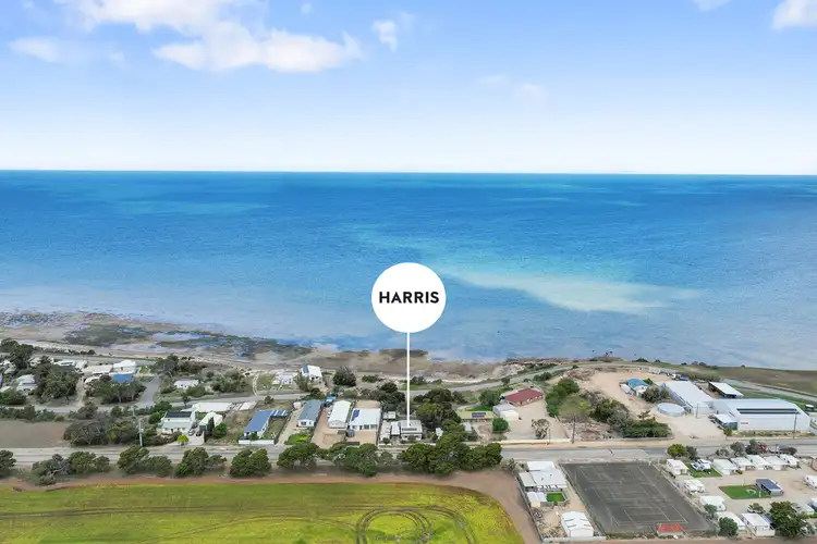 37 Main Coast Road, Pine Point SA 5571