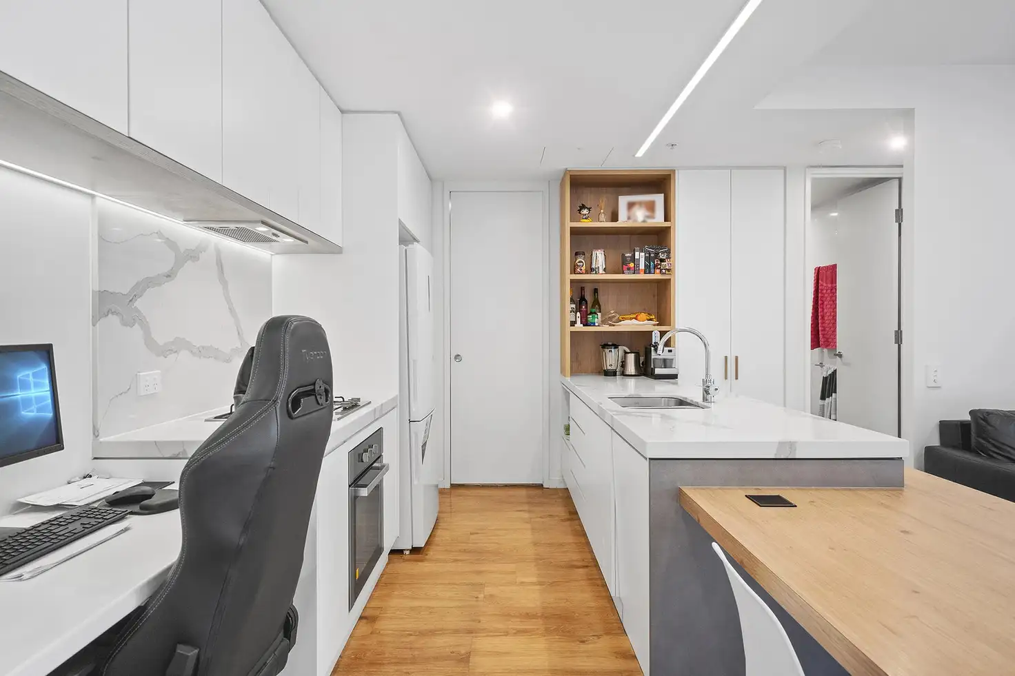 Main view of Homely apartment listing, 207/18 Duke Street, Kangaroo Point QLD 4169