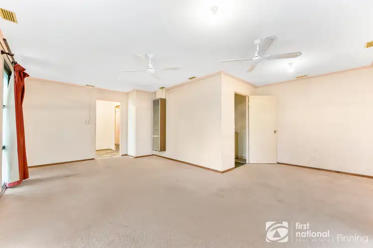 Fourth view of Homely house listing, 5 Kurt Place, Cranbourne VIC 3977