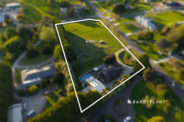 8 Ablett Court, Drouin VIC 3818