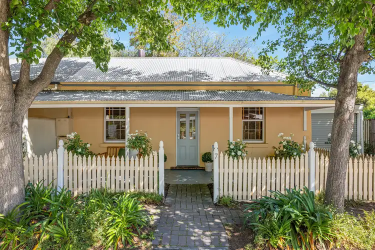 7 Cambridge Street, Hackney SA 5069