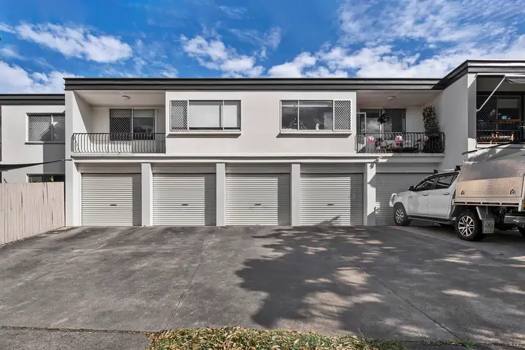 4/15 Barter Avenue, Holland Park QLD 4121