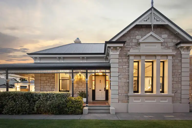 111 Woolnough Road, Largs Bay SA 5016