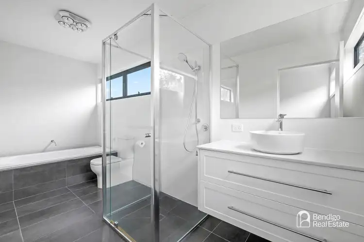 Fifth view of Homely townhouse listing, 3/164 Arnold Street, North Bendigo VIC 3550