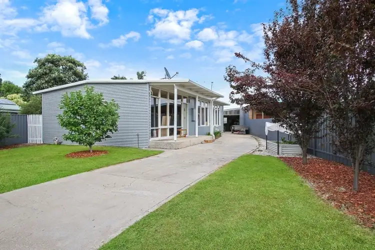 21 Mulqueeny Street, Wodonga VIC 3690