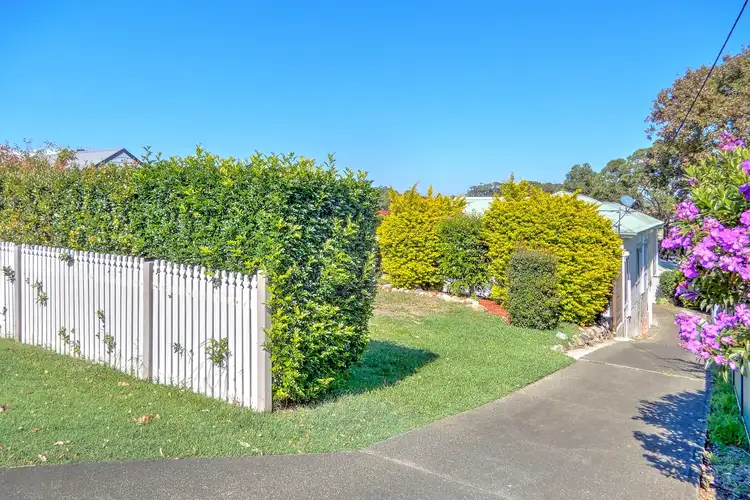 74 E K Avenue, Charlestown NSW 2290