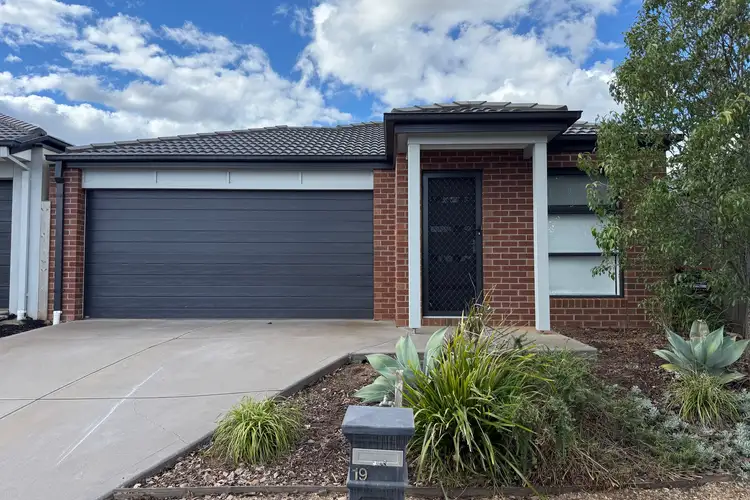 19 Sanctum Drive, Weir Views VIC 3338