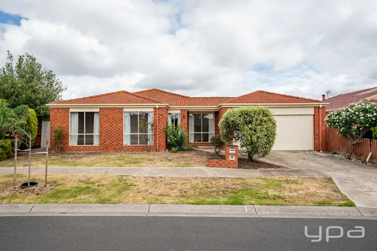 13 Delbridge Drive, Sydenham VIC 3037