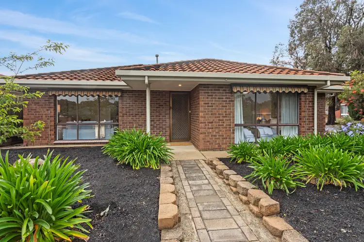 8 Linton Place, Aberfoyle Park SA 5159