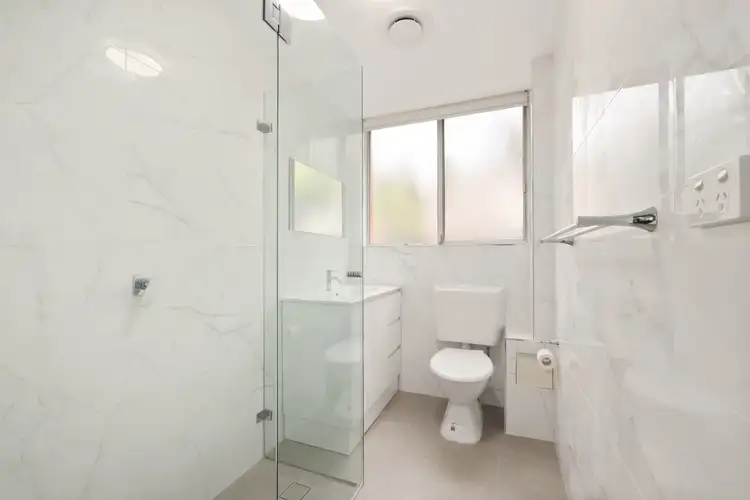 Third view of Homely apartment listing, 2/56 Pacific Parade, Dee Why NSW 2099